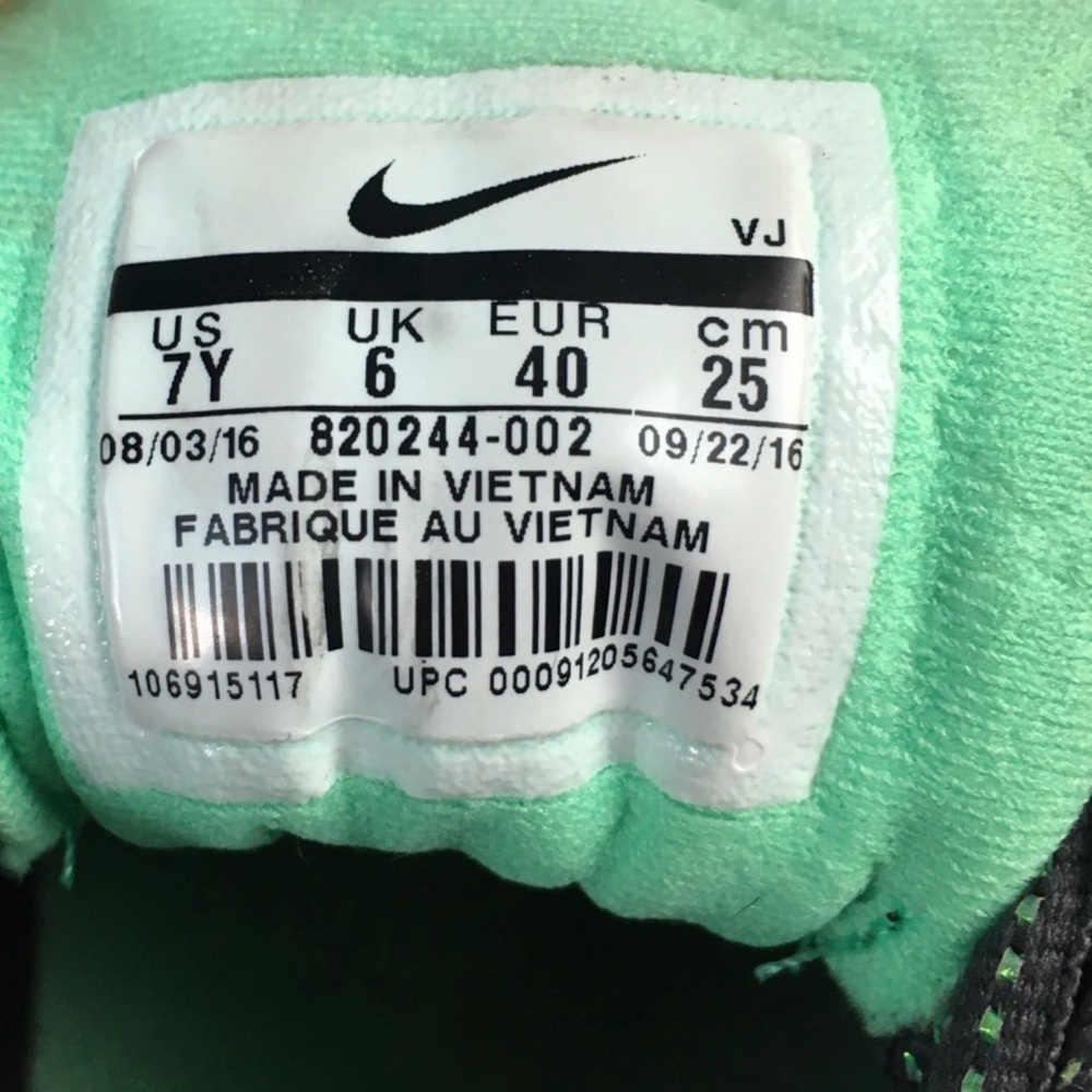 Nike Air Max Anthracite/Green Glow. Women’s EU 40 - Picture 9 of 10